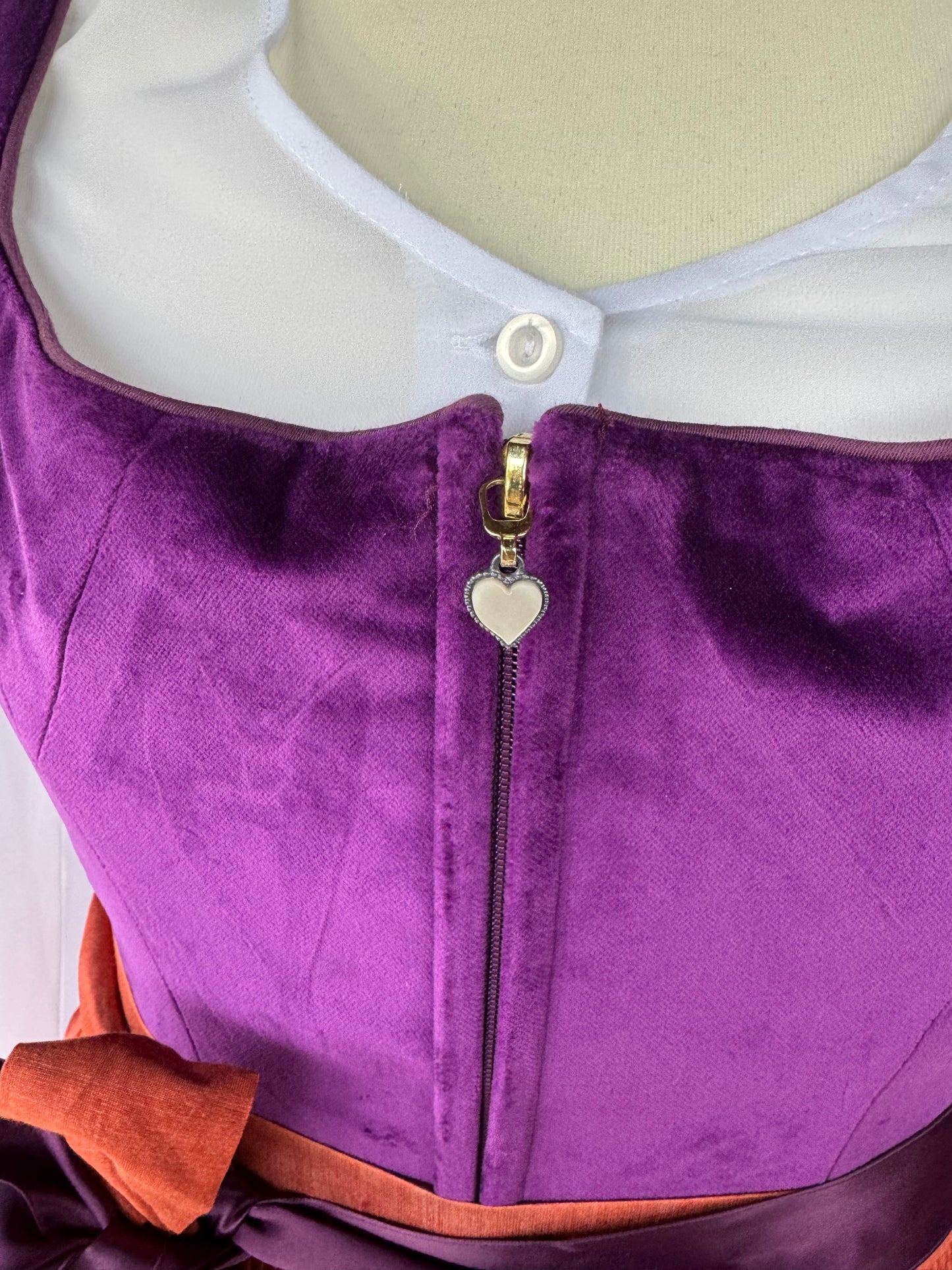 Dirndl Alpenfee, Fabienne, Orange, lila, rot, Samtdirndl, 75cm