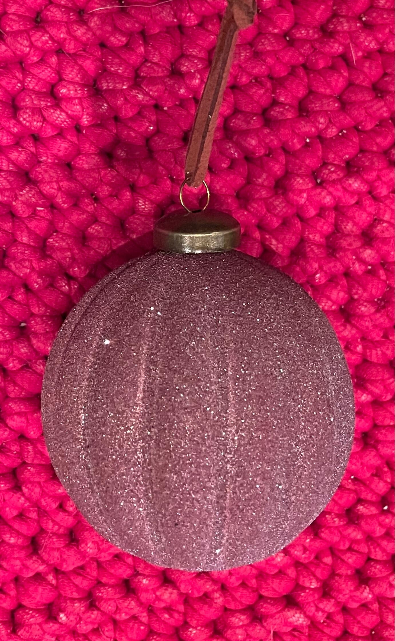 3er Set Christbaum Kugel, Weihnachtsschmuck, Relief, Mauve Weihnachten Alpenfunkeln