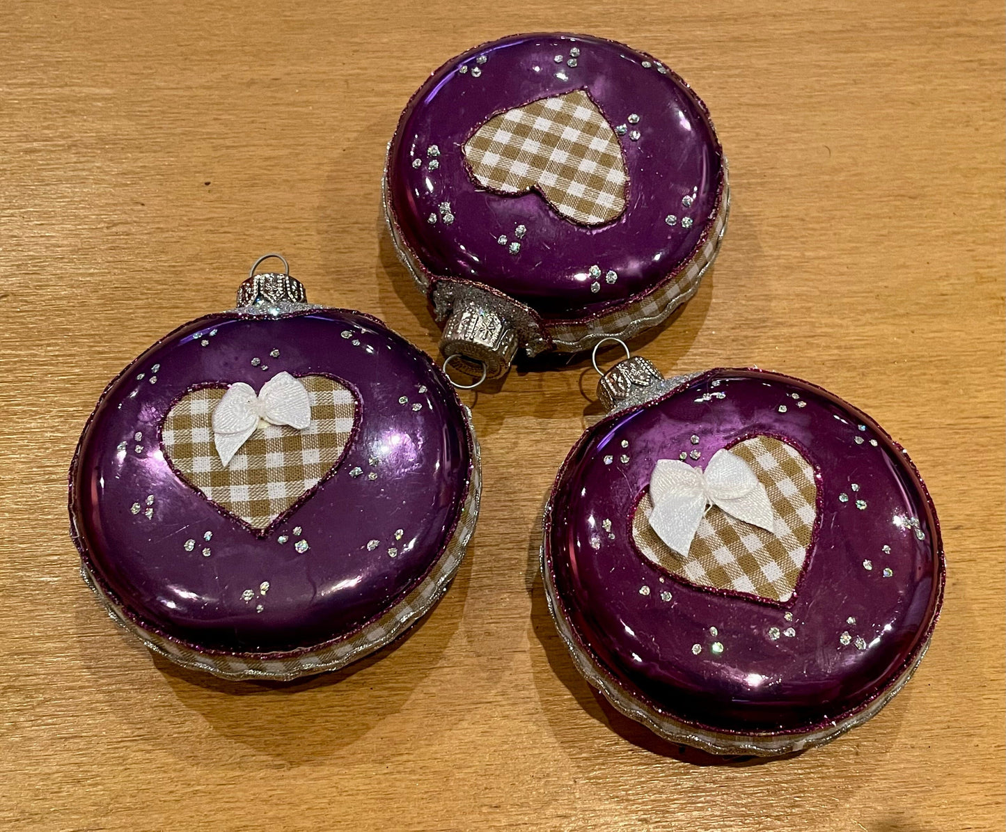 3er Set Christbaumkugel, Weihnachtsschmuck, Medaillon lila, Wildtiere, Nr. 1 Weihnachten Alpenfunkeln