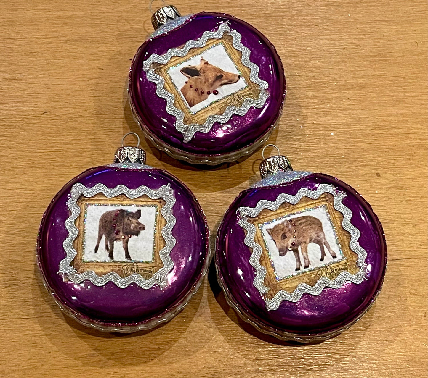 3er Set Christbaumkugel, Weihnachtsschmuck, Medaillon lila, Wildtiere, Nr. 2 Weihnachten Alpenfunkeln