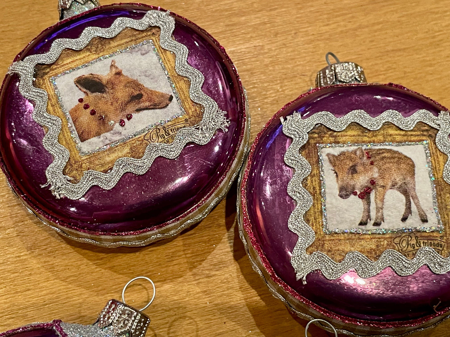 4er Set Christbaumkugel, Weihnachtsschmuck, Medaillon lila, Wildtiere, 2. Wahl Weihnachten Alpenfunkeln