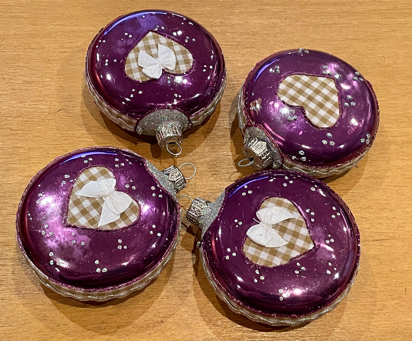 4er Set Christbaumkugel, Weihnachtsschmuck, Medaillon lila, Wildtiere, 2. Wahl Weihnachten Alpenfunkeln