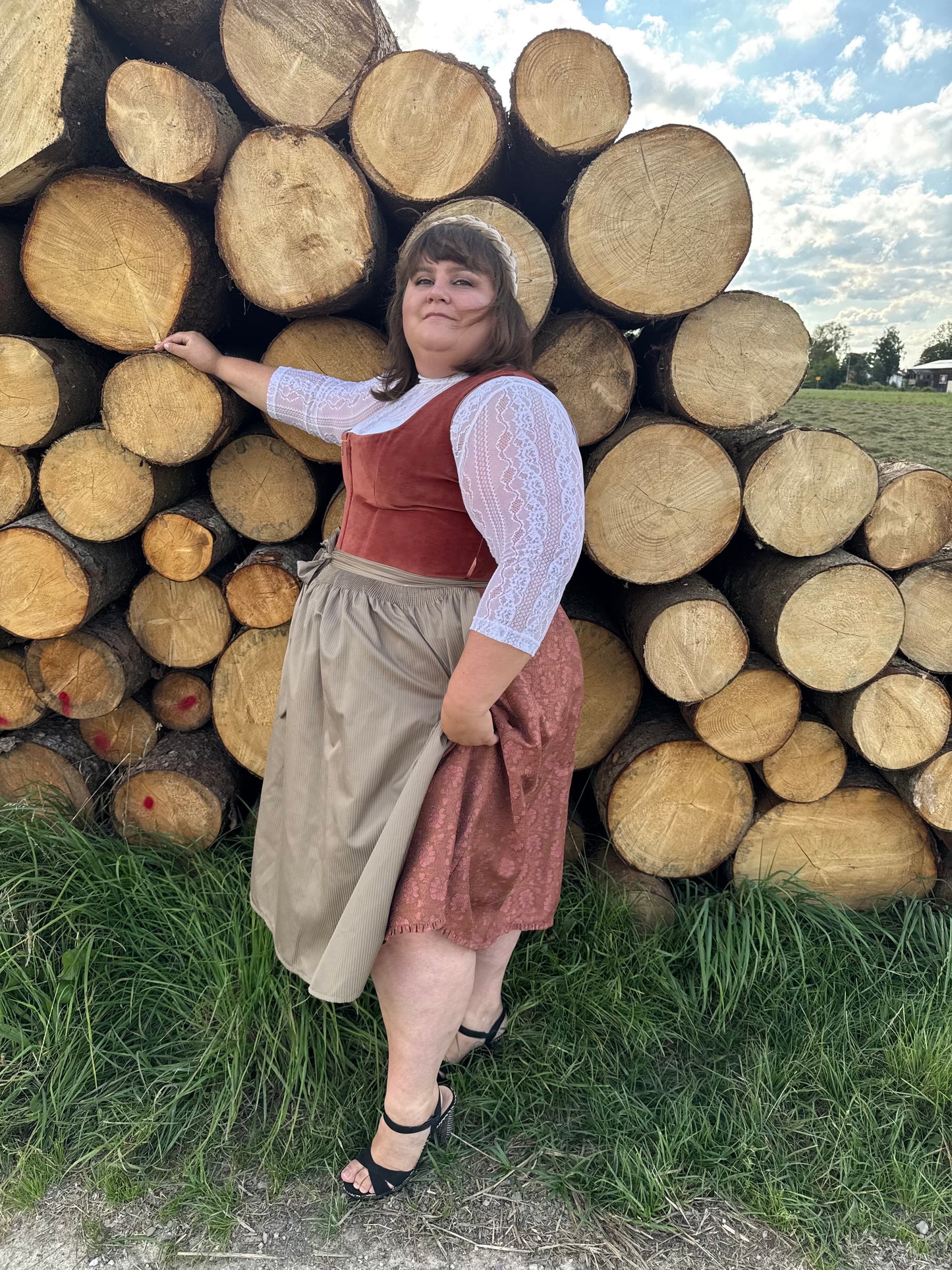 Dirndl Alpenfee, Jovana, Samt, rost ocker, 75 cm, große Größen