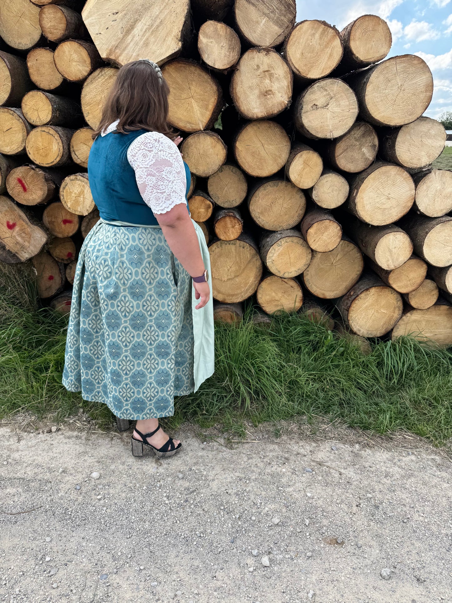 Dirndl Alpenfee, Laura, Samt, Maxidirndl, Petrol, große Größen
