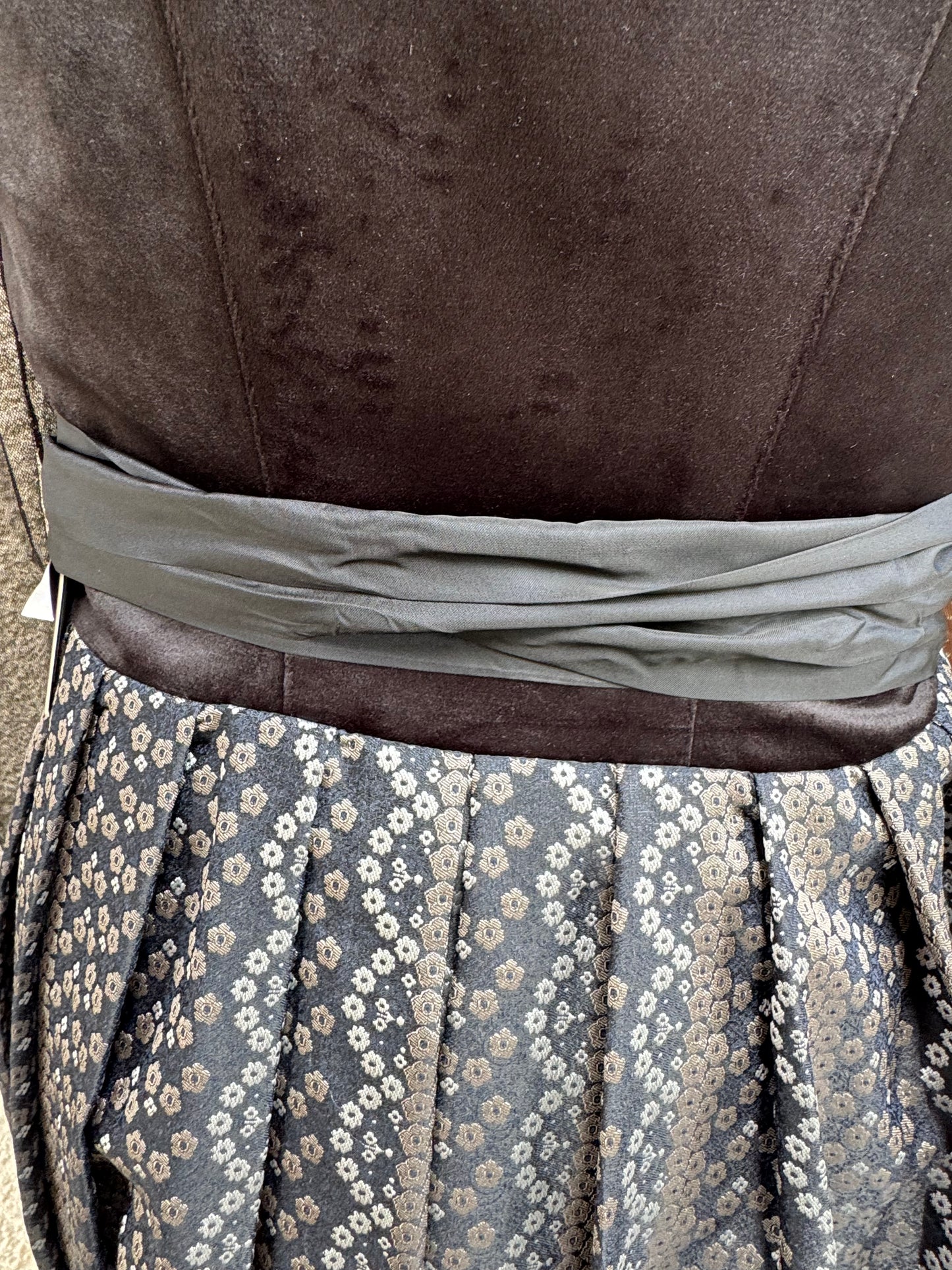 Dirndl Spieth&Wensky Giulianna, 70 cm, schwarz, Samt