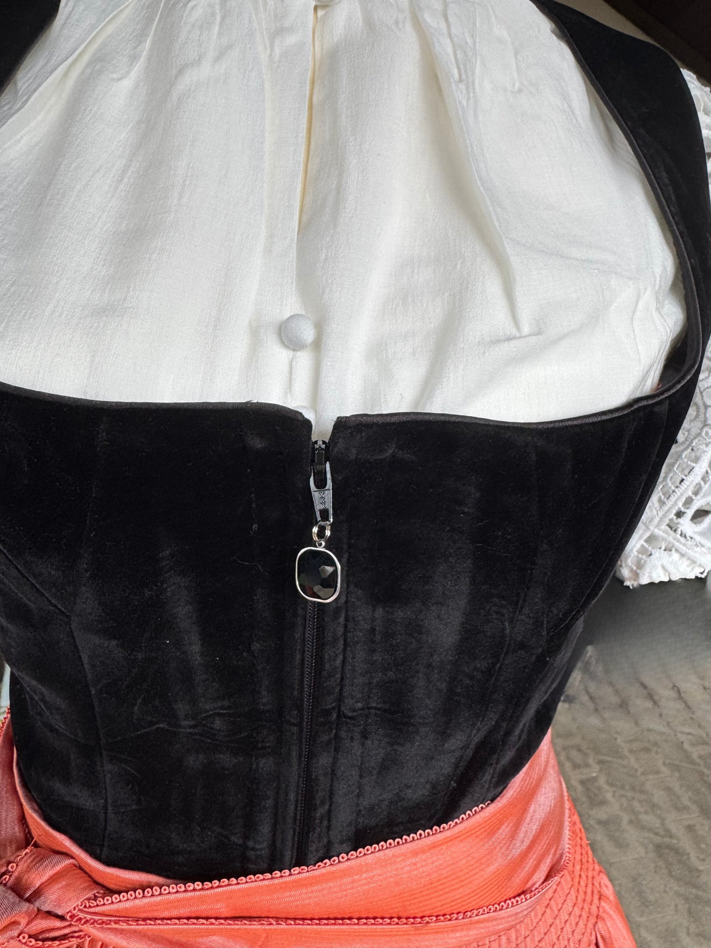 Dirndl Krüger Collections, Jacinta, 70 cm, Samt, schwarz