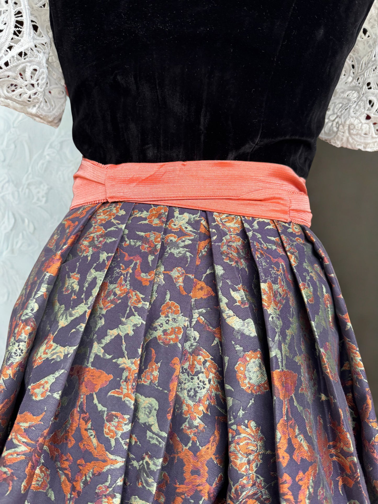 Dirndl Krüger Collections, Jacinta, 70 cm, Samt, schwarz