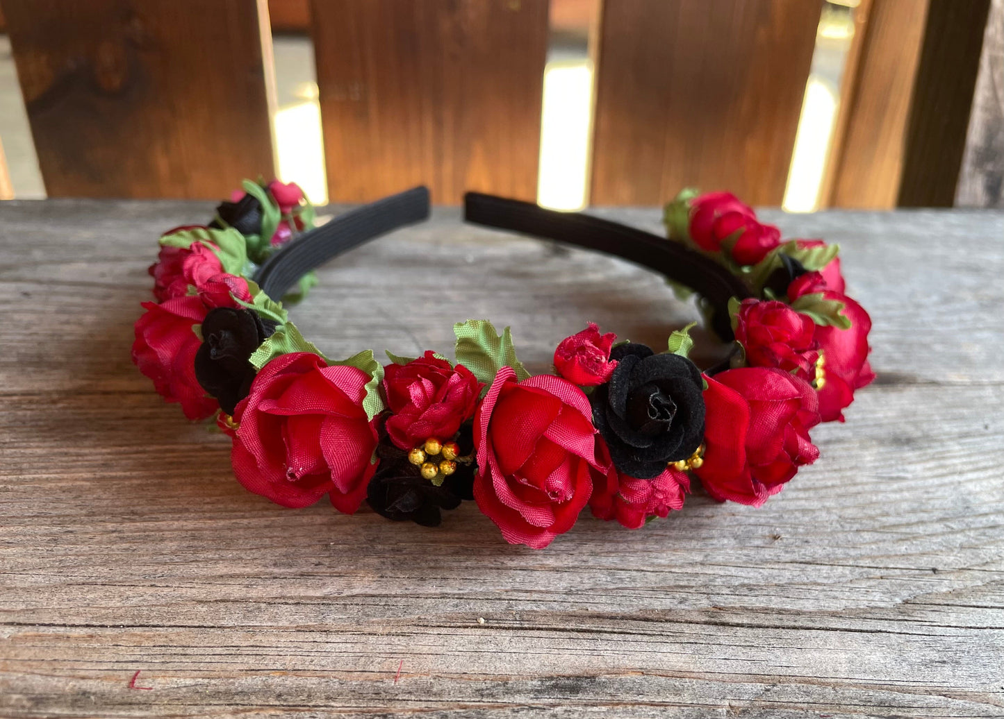 Blüten Haarreifen zum Dirndl, rot, schwarz, Samt Haarschmuck Rasp