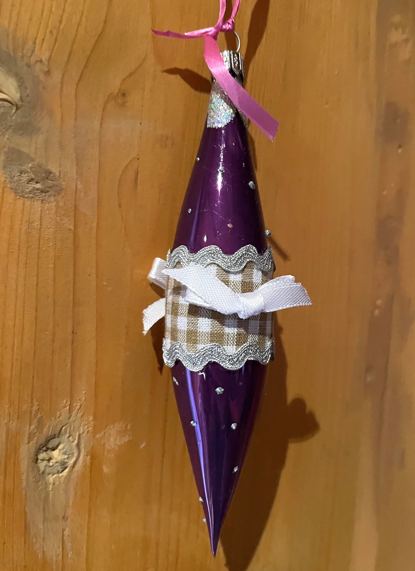 Christbaum Kugel, Weihnachtsschmuck, Zapfen Tropfen lila Weihnachten Alpenfunkeln