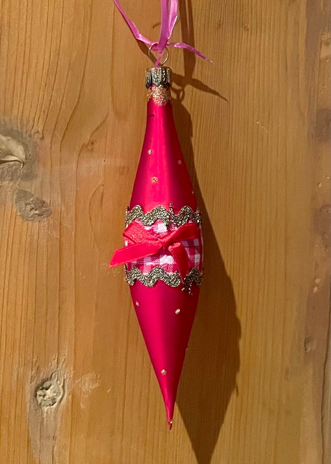 Christbaum Kugel, Weihnachtsschmuck, Zapfen Tropfen rot Weihnachten Alpenfunkeln