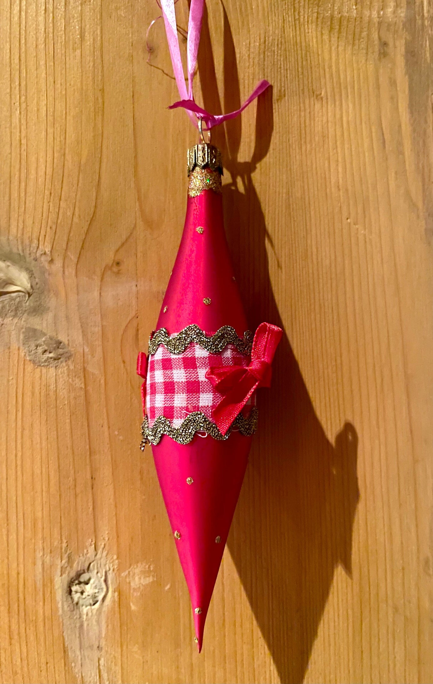 Christbaum Kugel, Weihnachtsschmuck, Zapfen Tropfen rot Weihnachten Alpenfunkeln