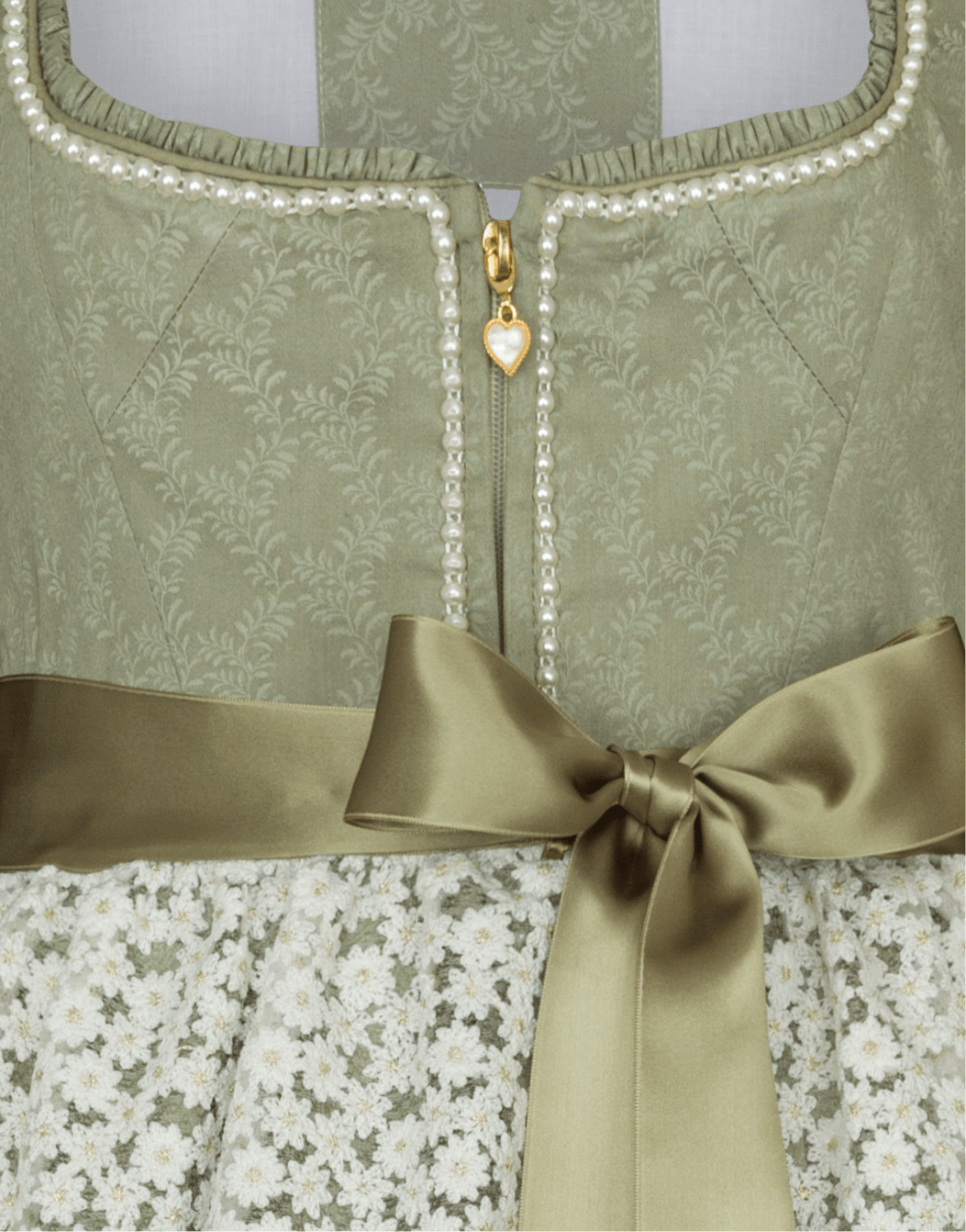 Dirndl Alpenfee, Amy, Pistazie, Midi 70 cm Dirndl Alpenfee