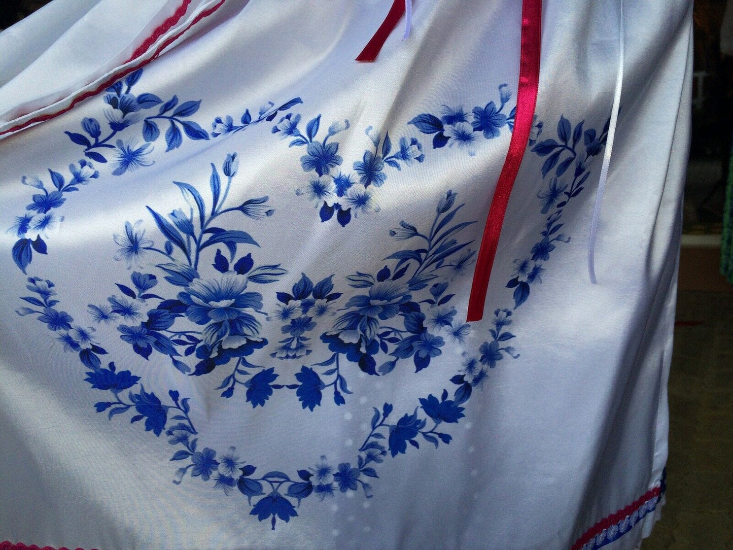 Dirndl Fuchs Trachten, Druckschürze, Blau, Midi 60 cm Dirndl Fuchs