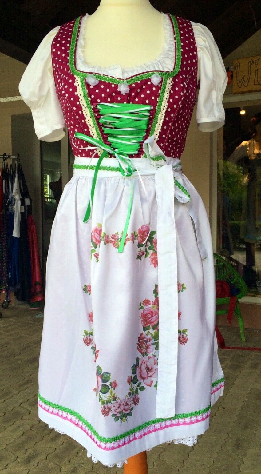 Dirndl Fuchs Trachten, Druckschürze, Pflaume, Midi 60 cm Dirndl Fuchs