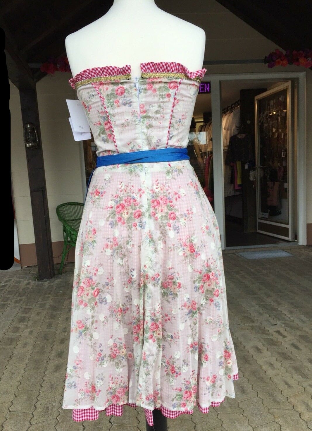 Dirndl Kleid, Bandeau, Ellersdorfer, hell, rot, Midi Dirndl Ellersdorfer
