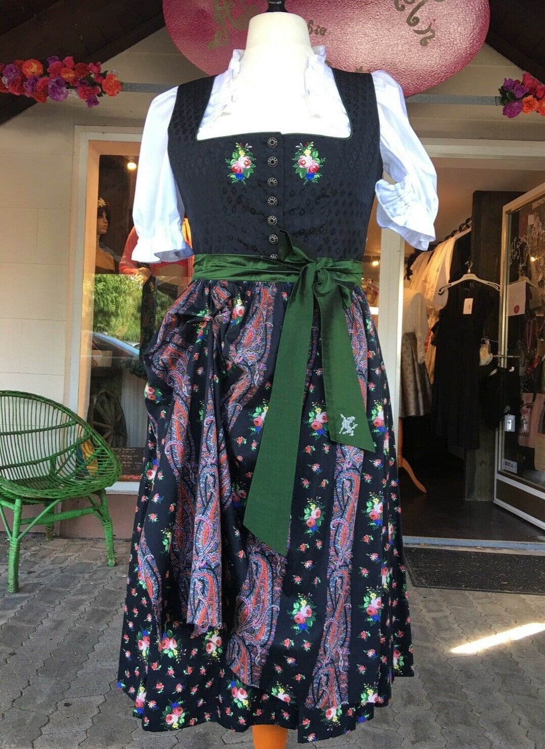 Dirndl Kleid Sportalm, Pasching, schwarz, geblümt, Midi 70 cm Dirndl Sportalm