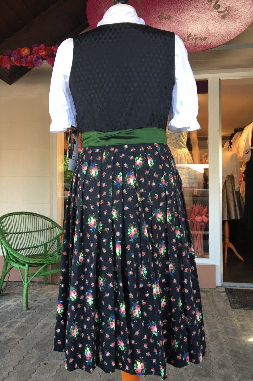 Dirndl Kleid Sportalm, Pasching, schwarz, geblümt, Midi 70 cm Dirndl Sportalm