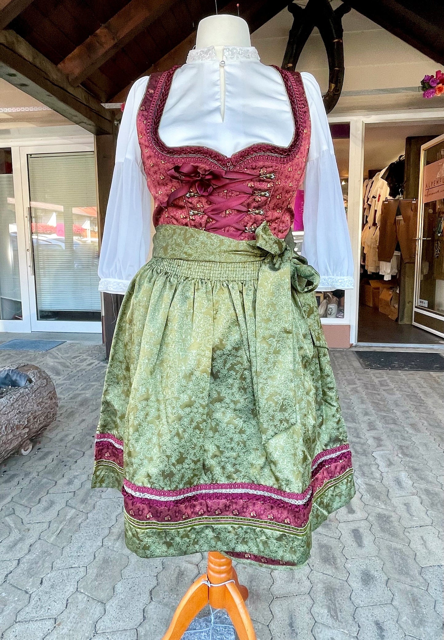 Dirndl Krüger Madl, Helmina, Midi 60 cm, Rost, Grün, Gr. 42 Dirndl Krüger