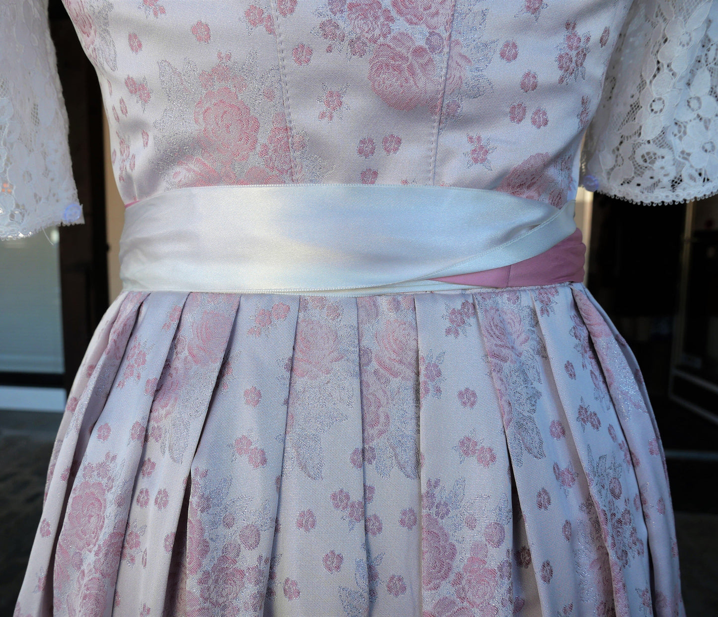 Dirndl Melega, Amidala, Brautdirndl, weiß, rosa, Spitze, Maxi 80 cm, Gr. 34 Dirndl Melega