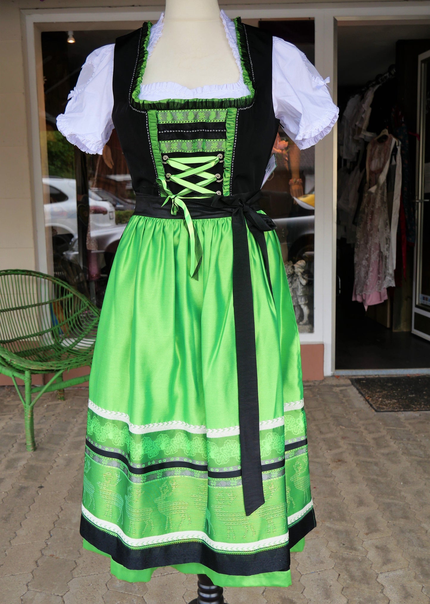 Dirndl Rose, schwarz, neon grün, Midi 70 cm Dirndl Rose