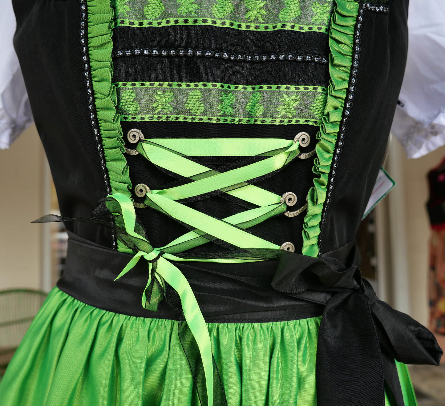 Dirndl Rose, schwarz, neon grün, Midi 70 cm Dirndl Rose