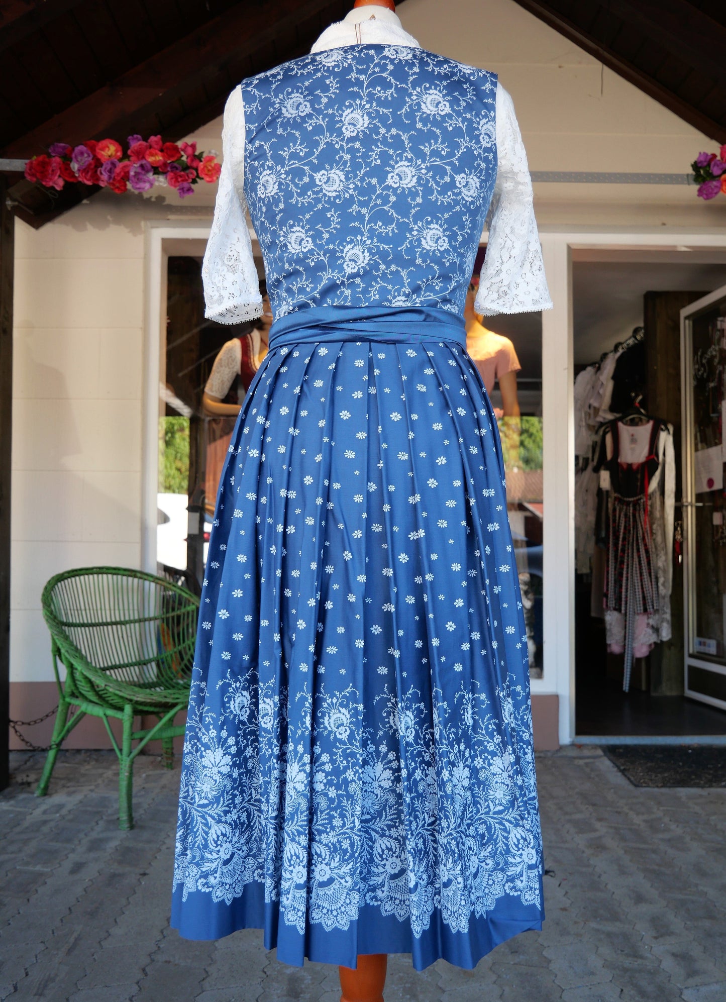 Dirndl Sportalm, Mattersburg, blau, Seide, Midi 70 cm, Gr. 34 Dirndl Sportalm