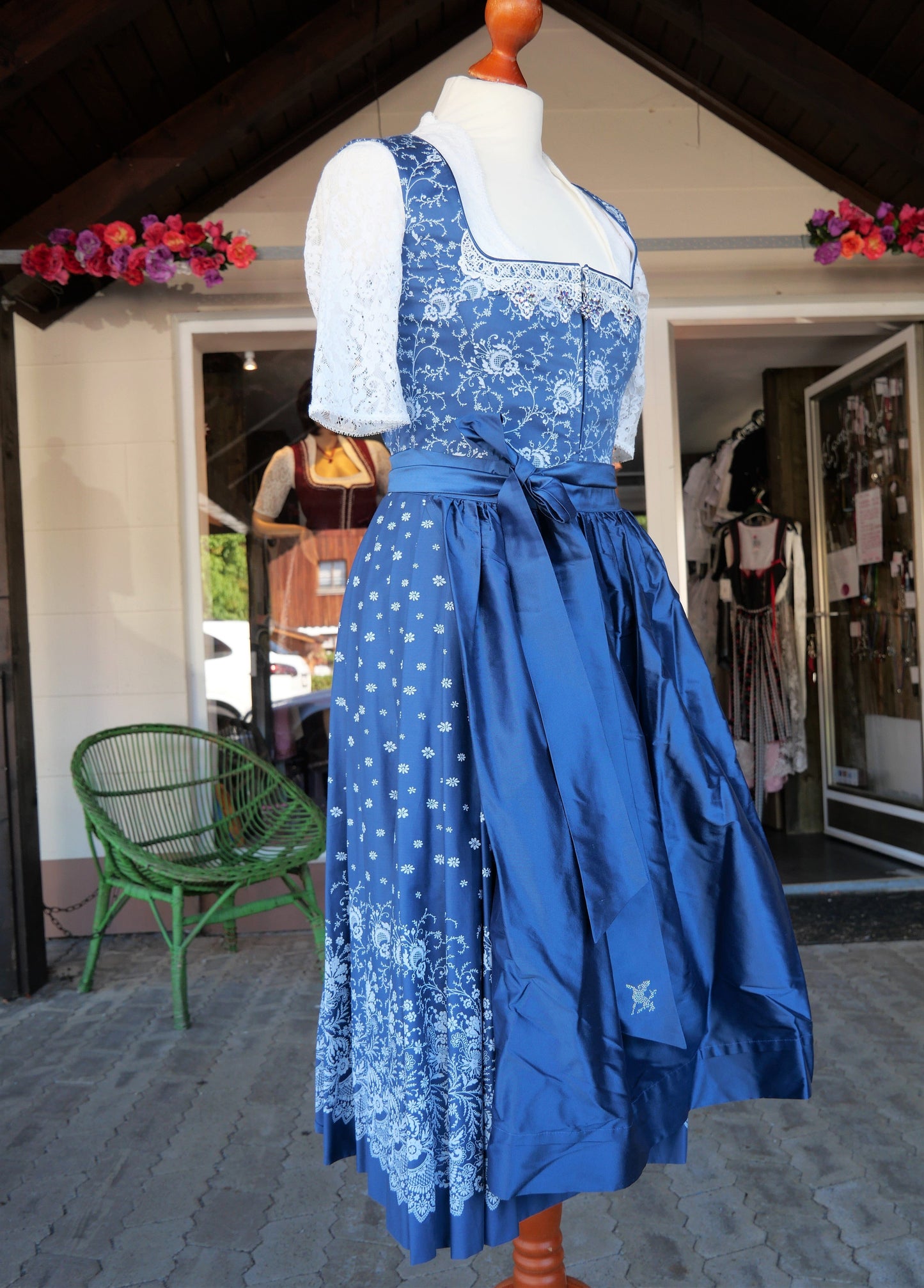 Dirndl Sportalm, Mattersburg, blau, Seide, Midi 70 cm, Gr. 34 Dirndl Sportalm