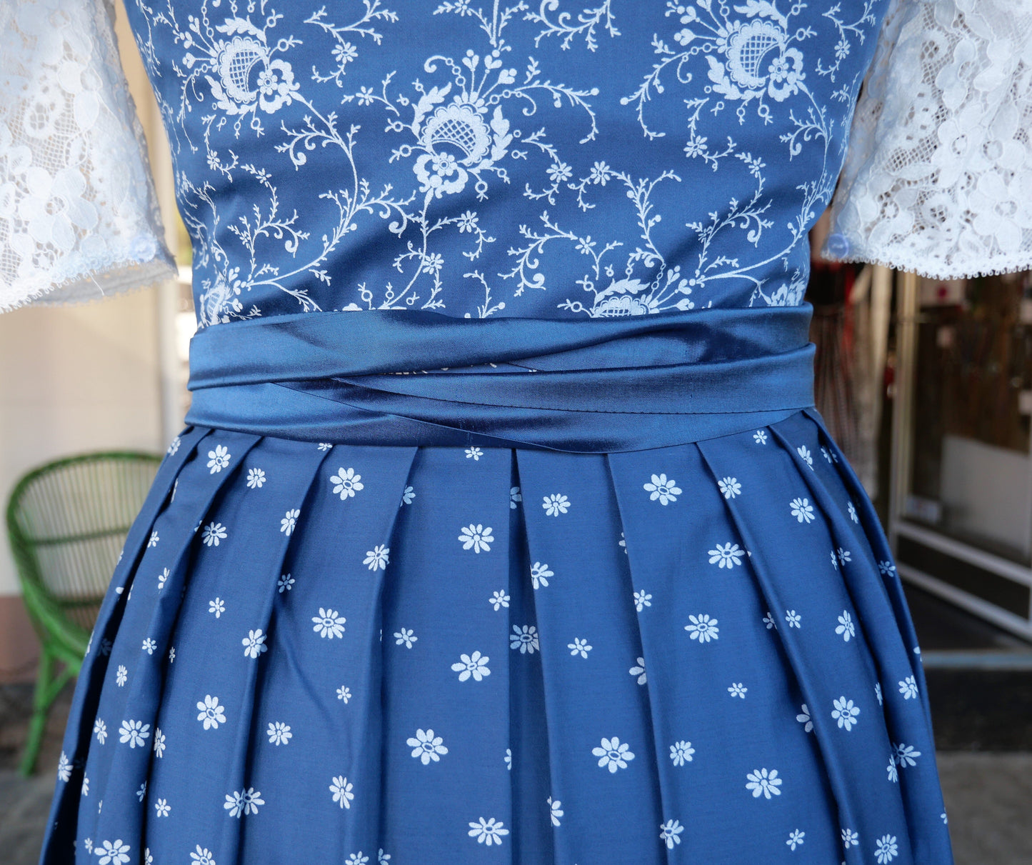 Dirndl Sportalm, Mattersburg, blau, Seide, Midi 70 cm, Gr. 34 Dirndl Sportalm