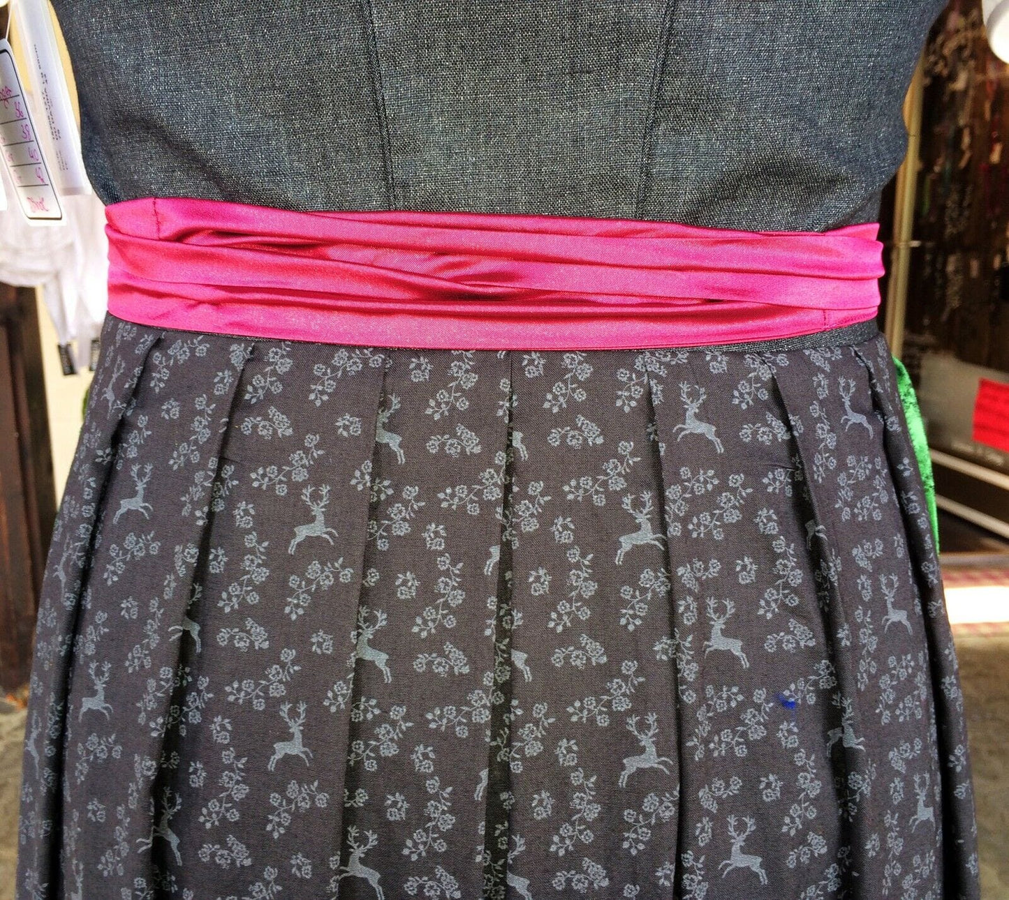 Dirndl Wenger, grau, grün, Hirsch, Maxi Dirndl Wenger