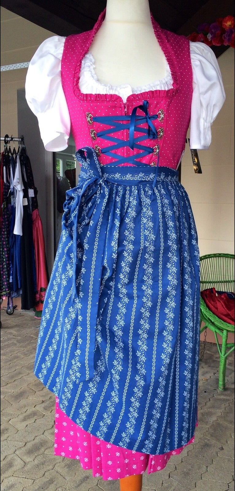 Dirndl Wenger pink, blau, Schneewittchen Midi Dirndl Wenger