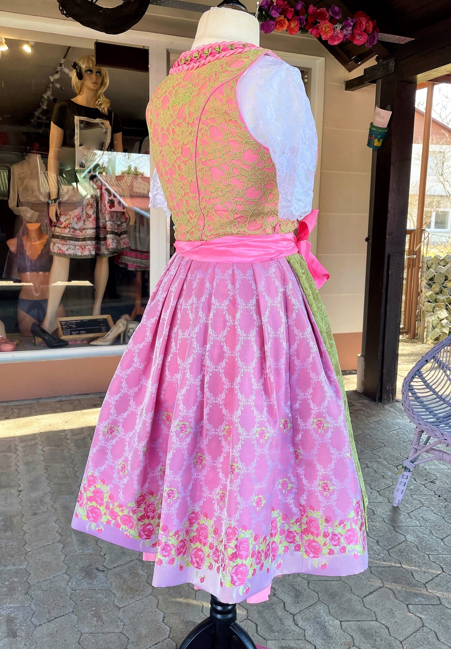 Dirndl Wiesnkönig, Carolina, pink, grün, Spitze Midi 60 cm Dirndl Wiesnkönig