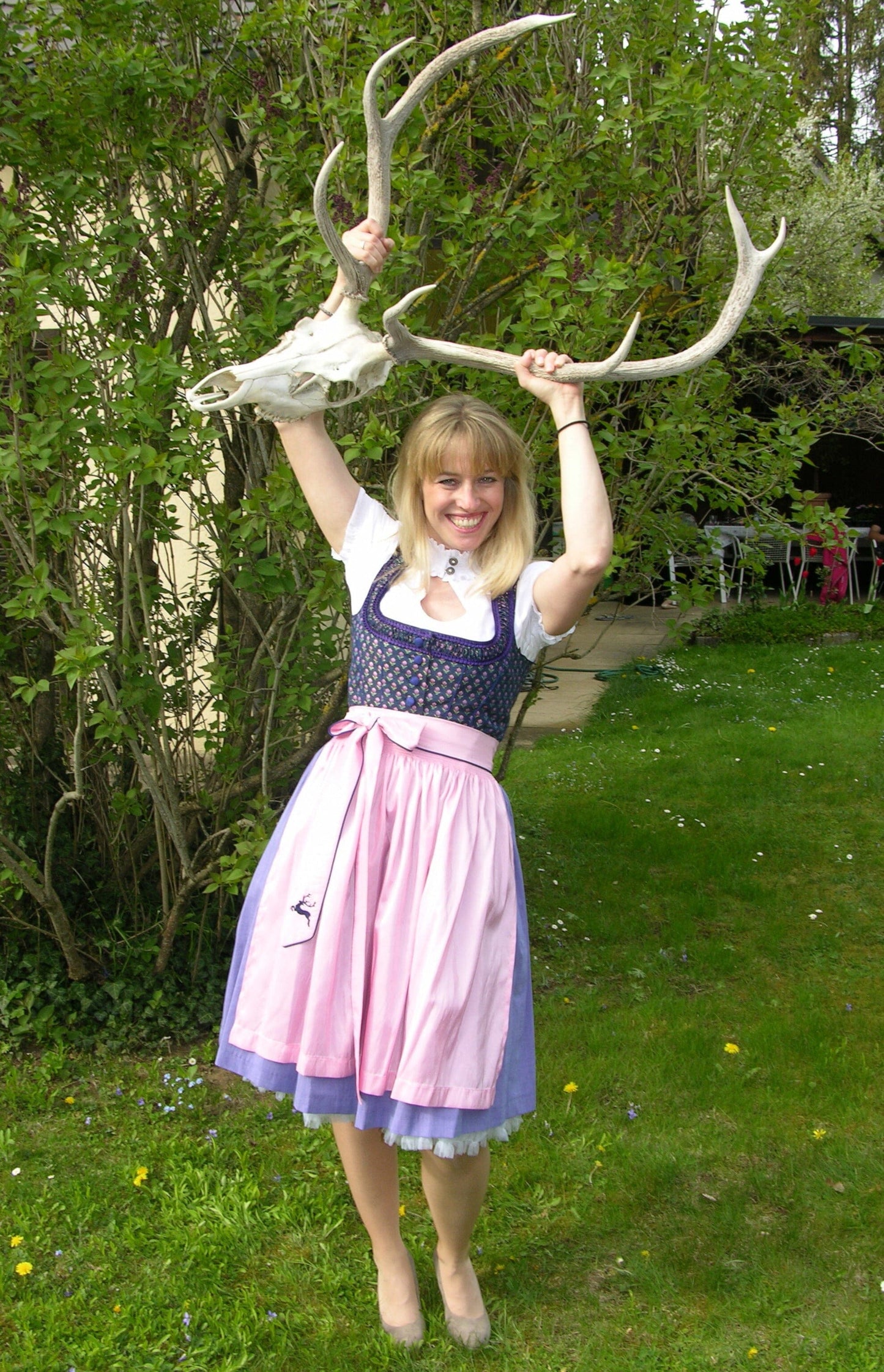 Dirndl Wiesnkönig, Thilda, blau, lila, rosa, Midi 60 cm Dirndl Wiesnkönig