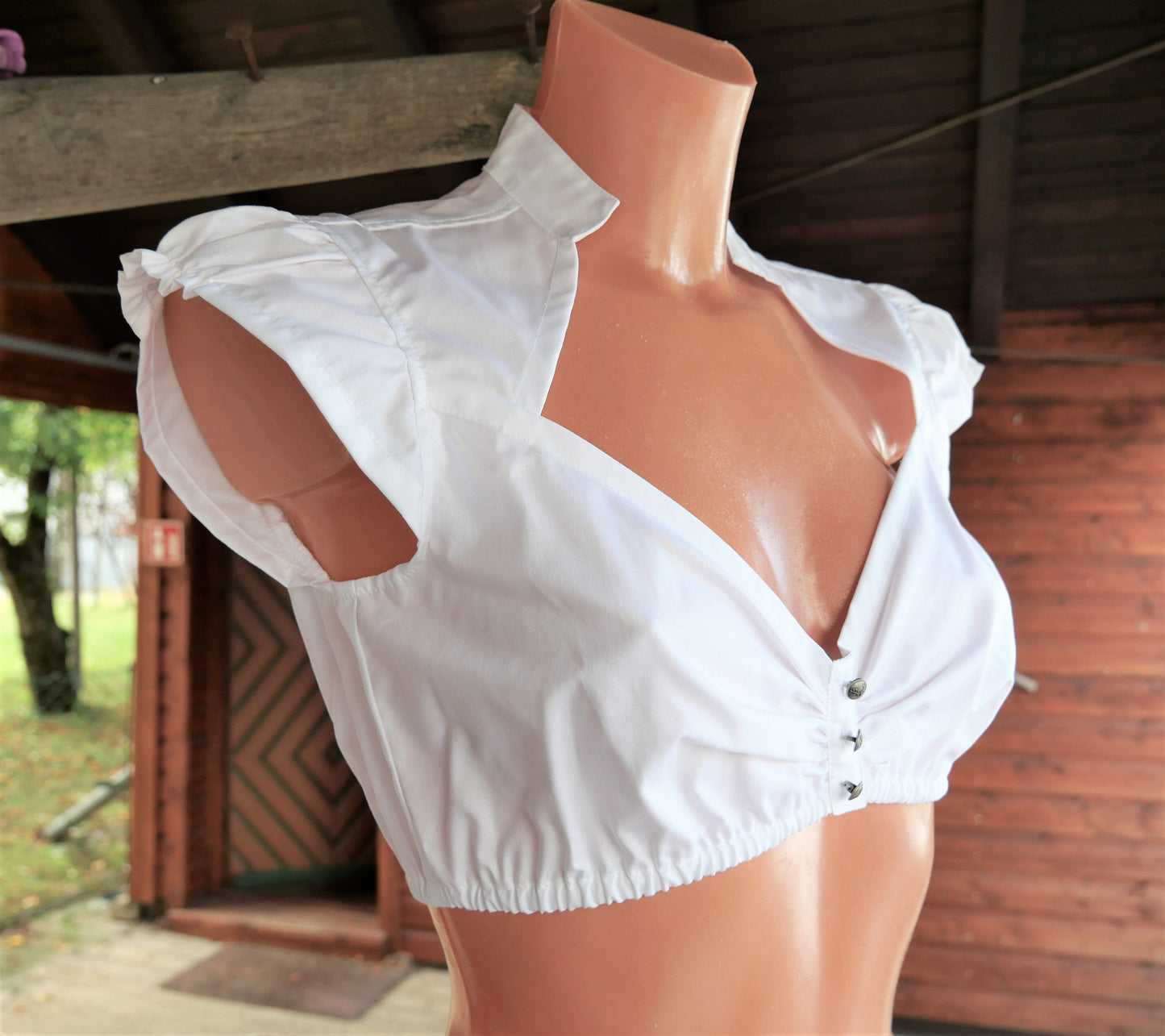 Dirndlbluse CocoVero, Bella kurz, Stehkragen, V-Ausschnitt, weiß Dirndlblusen CocoVero