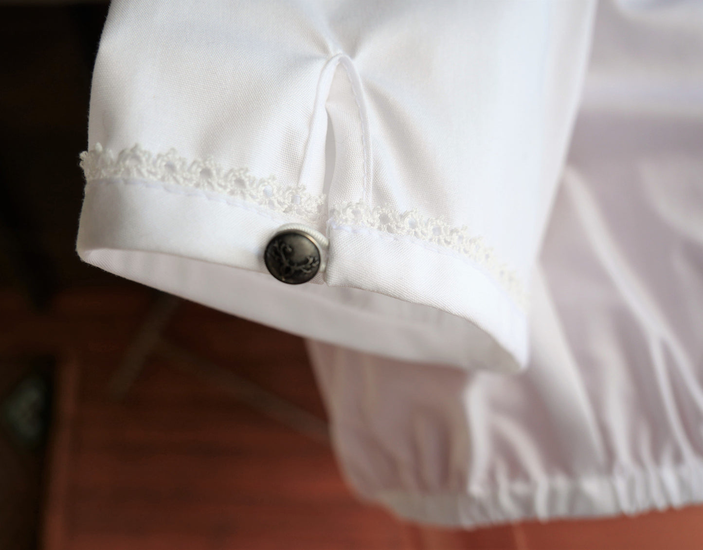 Dirndlbluse CocoVero, Bella, Stehkragen, V-Ausschnitt, weiß Dirndlblusen CocoVero