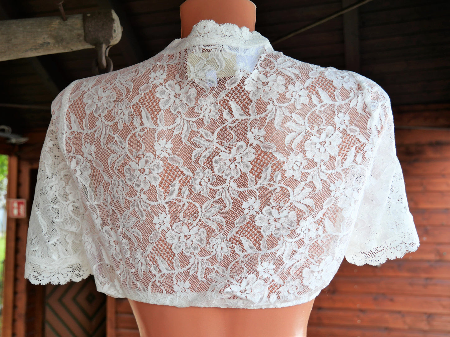 Dirndlbluse CocoVero, Silvie, Stehkragen, V-Ausschnitt, Spitze, ecru Dirndlblusen CocoVero