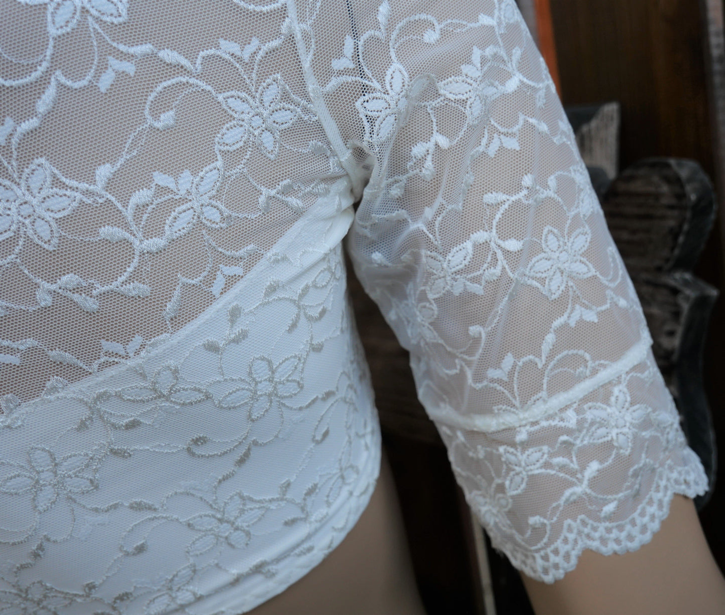 Dirndlbluse Nina von C., ecru, hochgeschlossen Dirndlblusen Nina von C.