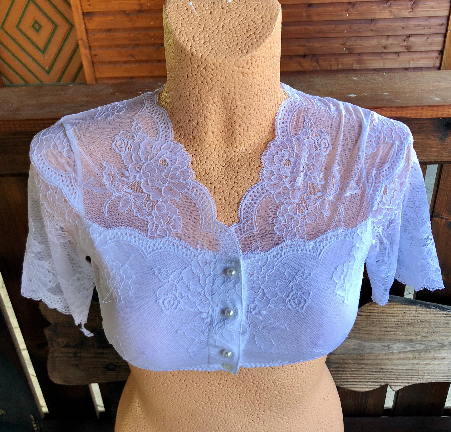 Dirndlbluse Nina von C, Madlen, weiß, Spitze, Knöpfe Dirndlblusen Nina von C.