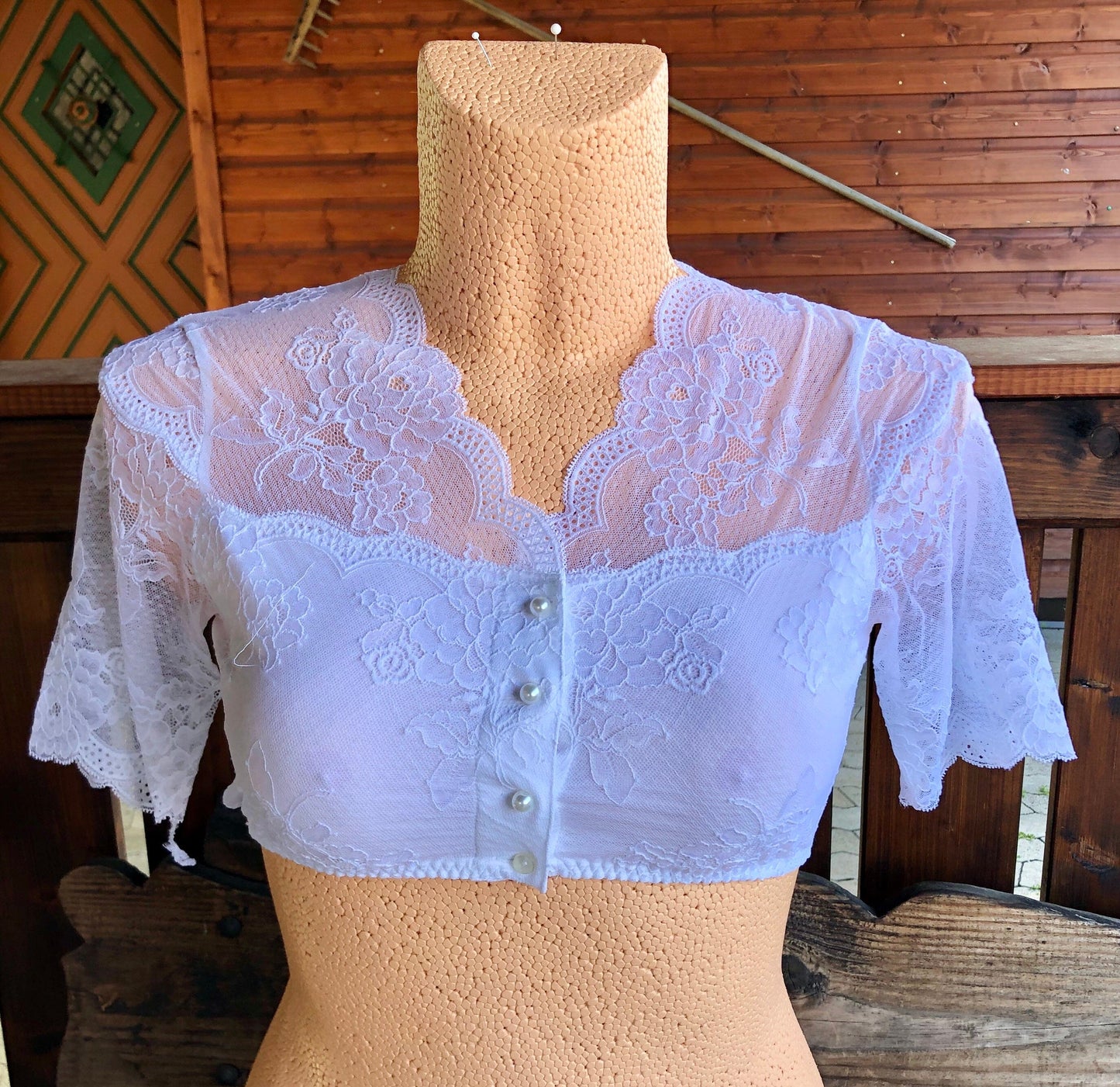 Dirndlbluse Nina von C, Madlen, weiß, Spitze, Knöpfe Dirndlblusen Nina von C.