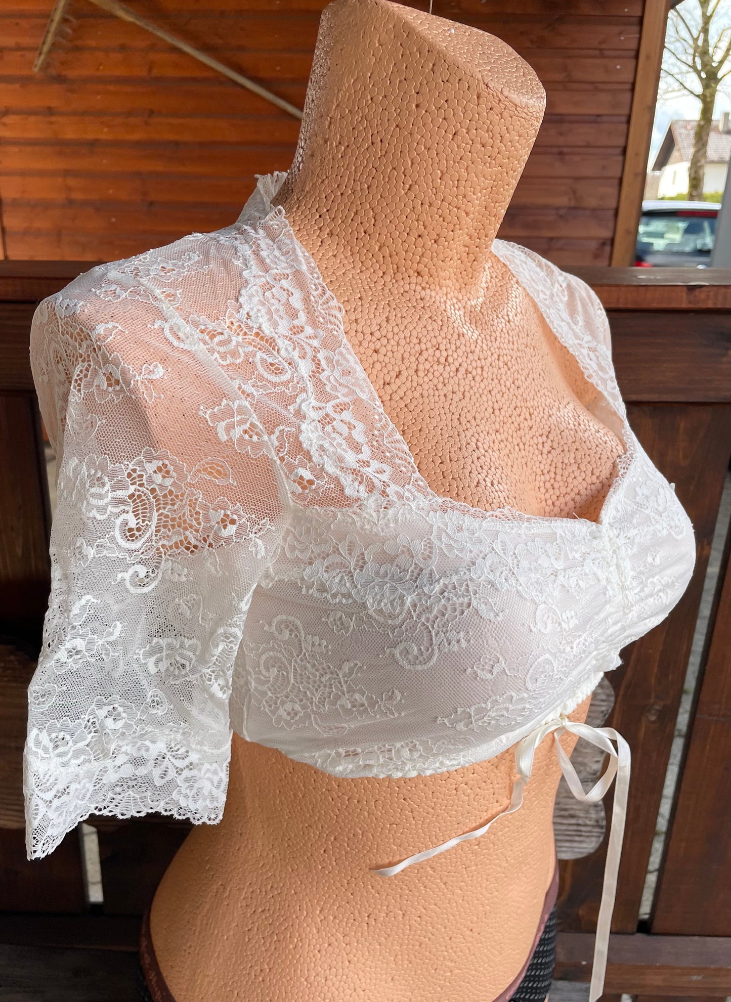 Dirndlbluse Nina von C., Magda, champagner, halbarm, Blüten Dirndlblusen Nina von C.