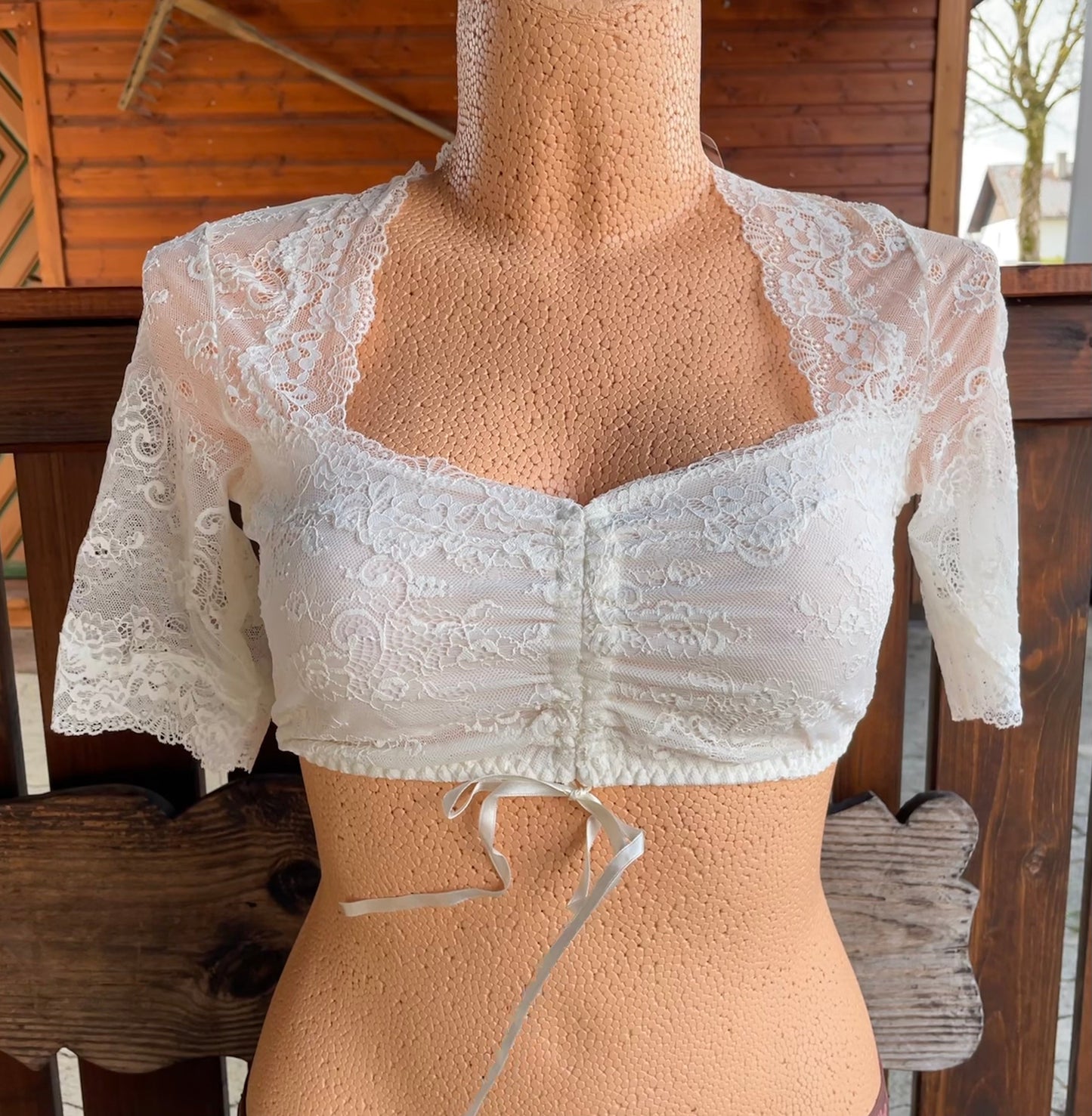 Dirndlbluse Nina von C., Magda, champagner, halbarm, Blüten Dirndlblusen Nina von C.