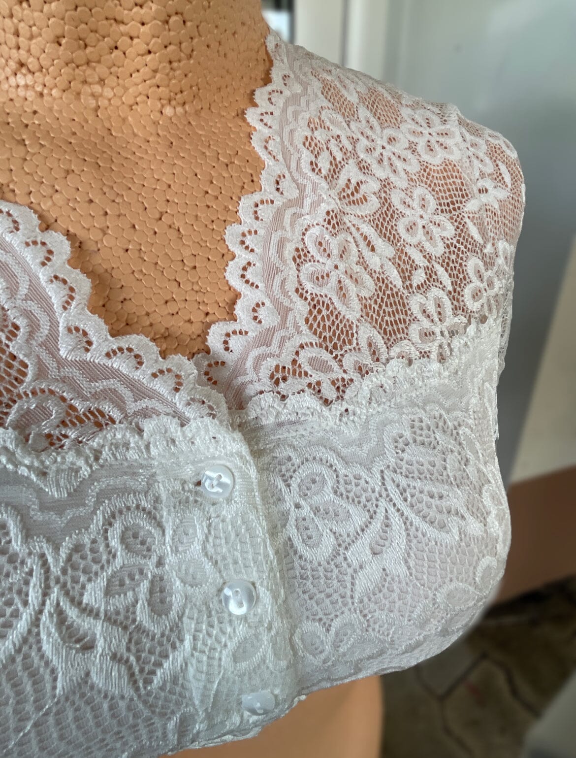 Dirndlbluse Nina von C., Manon, Spitze, champagner, halbarm Dirndlblusen Nina von C.