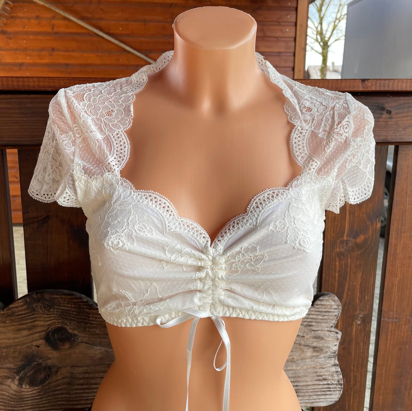 Dirndlbluse Nina von C., Mara, champagner, kurzarm, Blüten Dirndlblusen Nina von C.