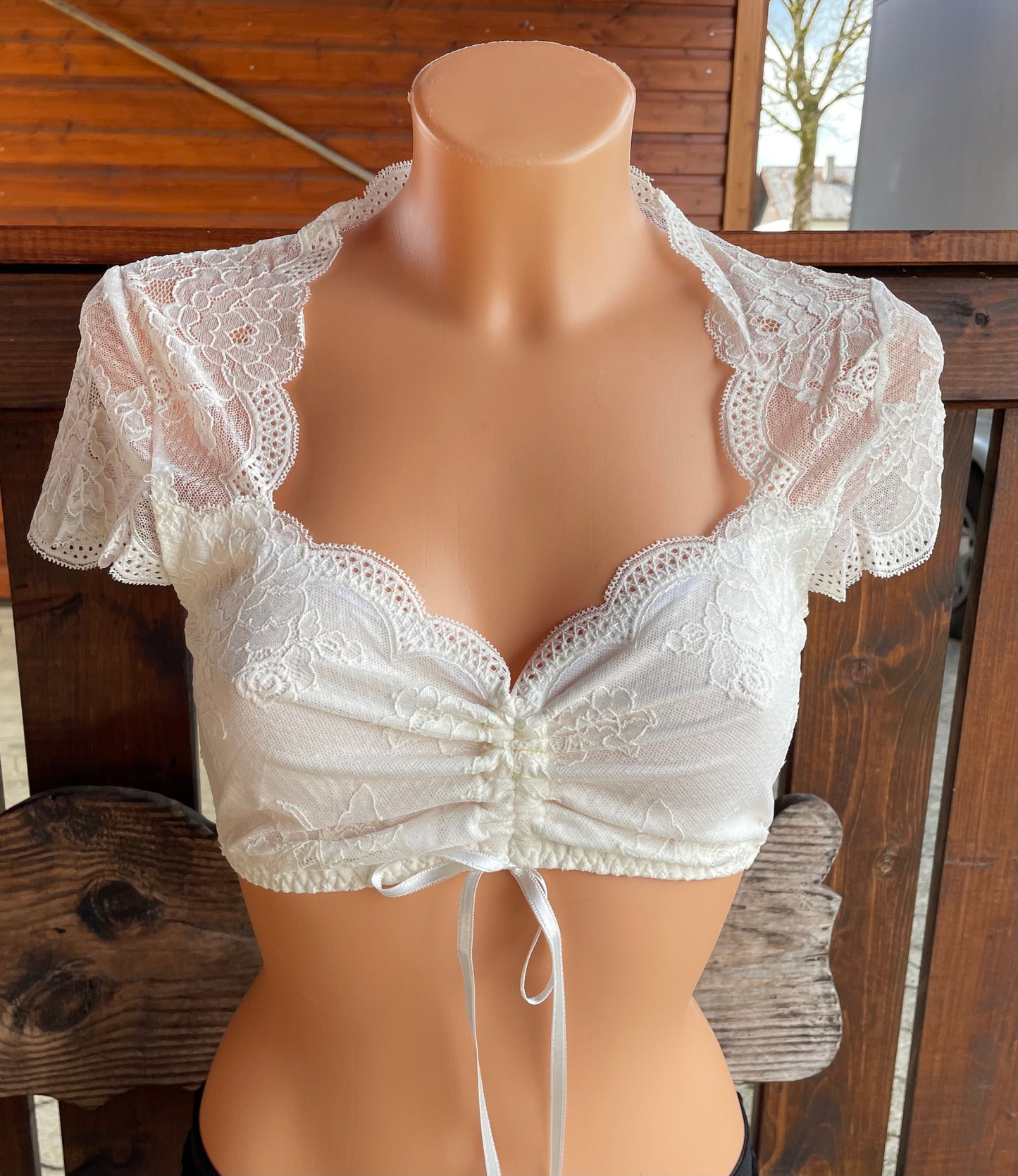 Dirndlbluse Nina von C., Mara, champagner, kurzarm, Blüten Dirndlblusen Nina von C.