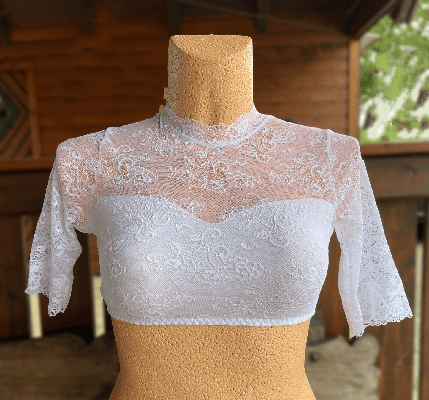 Dirndlbluse Nina von C., Marina, weiß, halbarm, hochgeschlossen, Blüten Dirndlblusen Nina von C.