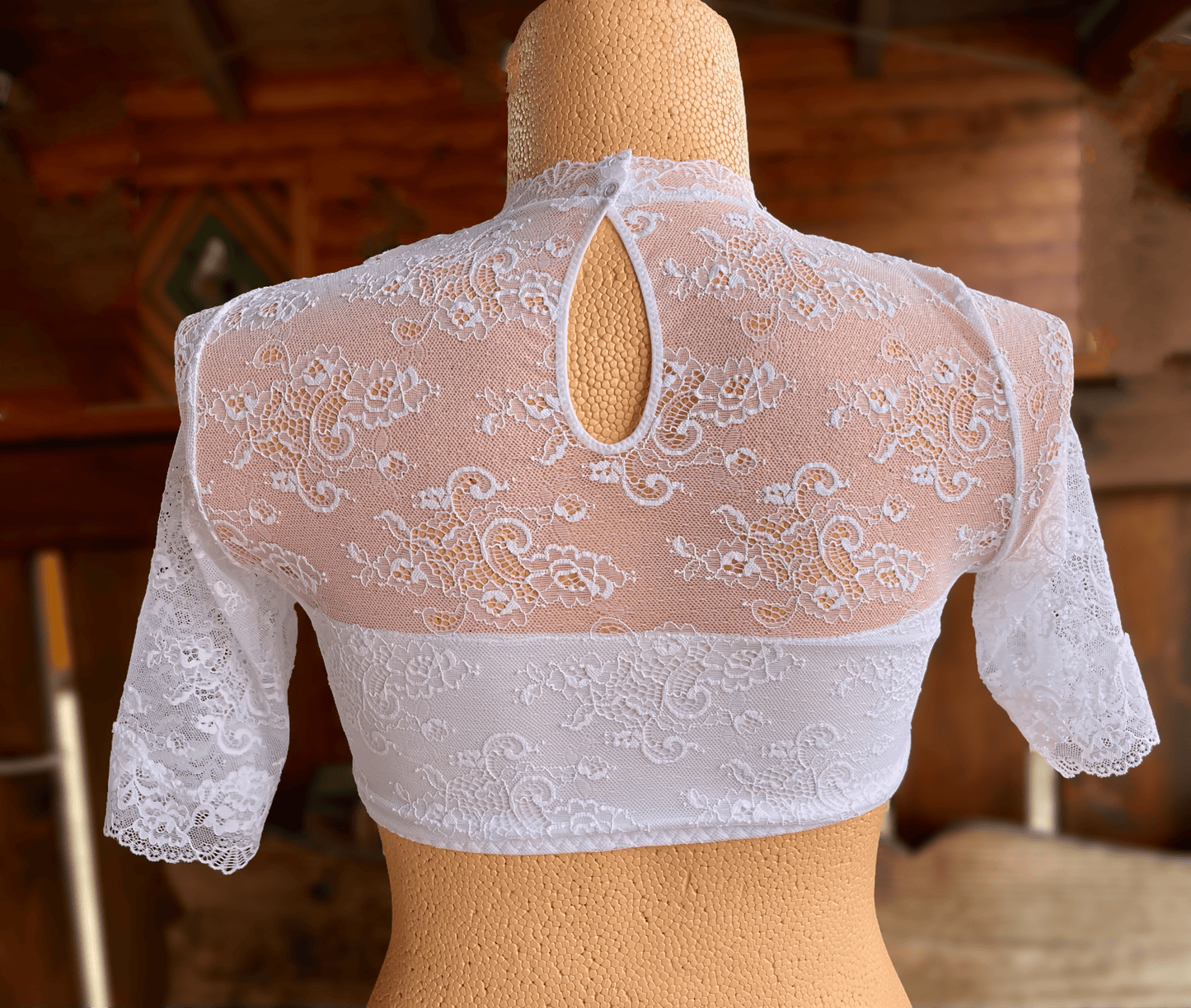 Dirndlbluse Nina von C., Marina, weiß, halbarm, hochgeschlossen, Blüten Dirndlblusen Nina von C.