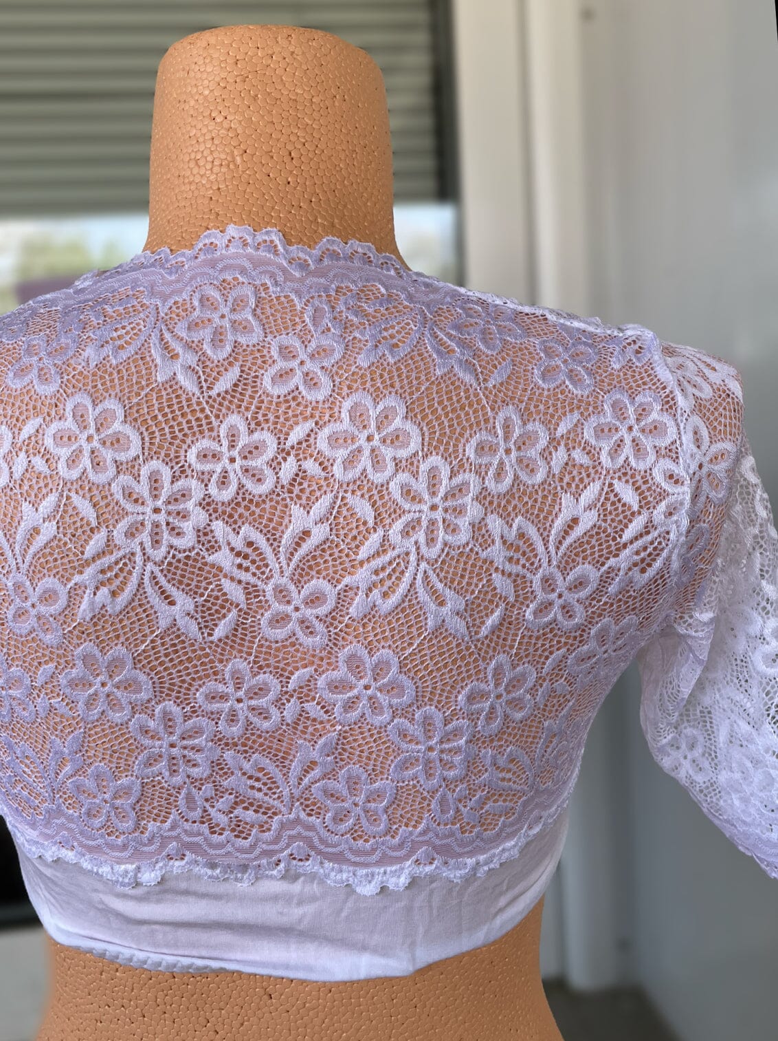 Dirndlbluse Nina von C., Marlies, Spitze, weiß, halbarm, Zugband Dirndlblusen Nina von C.