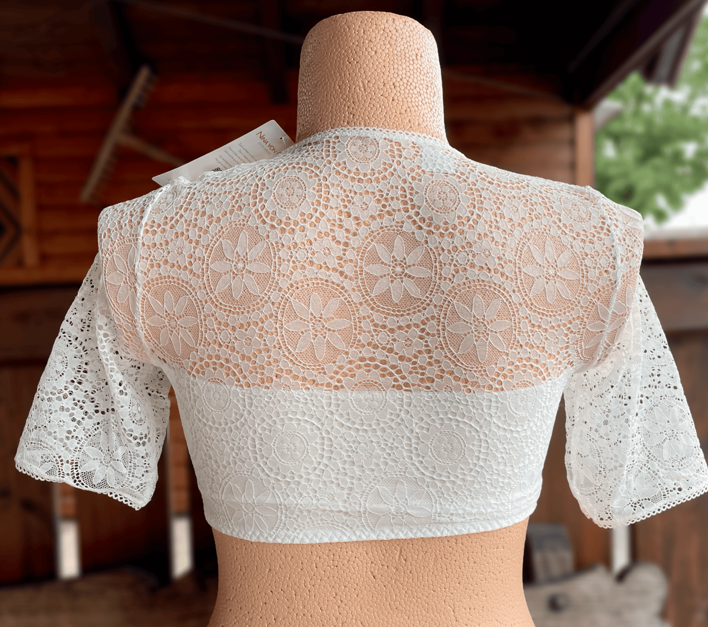 Dirndlbluse Nina von C., Miriam, champagner, halbarm, hochgeschlossen, Blüten Dirndlblusen Nina von C.