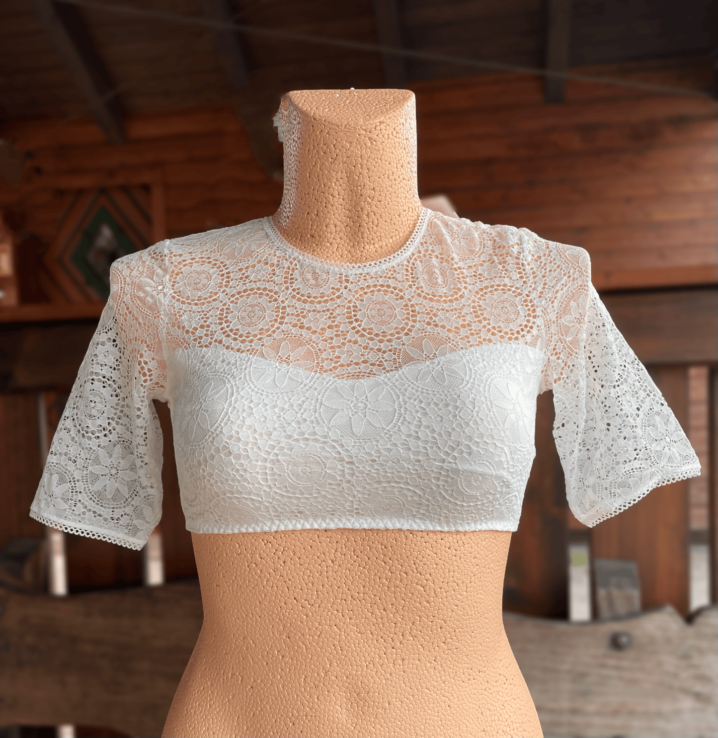 Dirndlbluse Nina von C., Miriam, champagner, halbarm, hochgeschlossen, Blüten Dirndlblusen Nina von C.