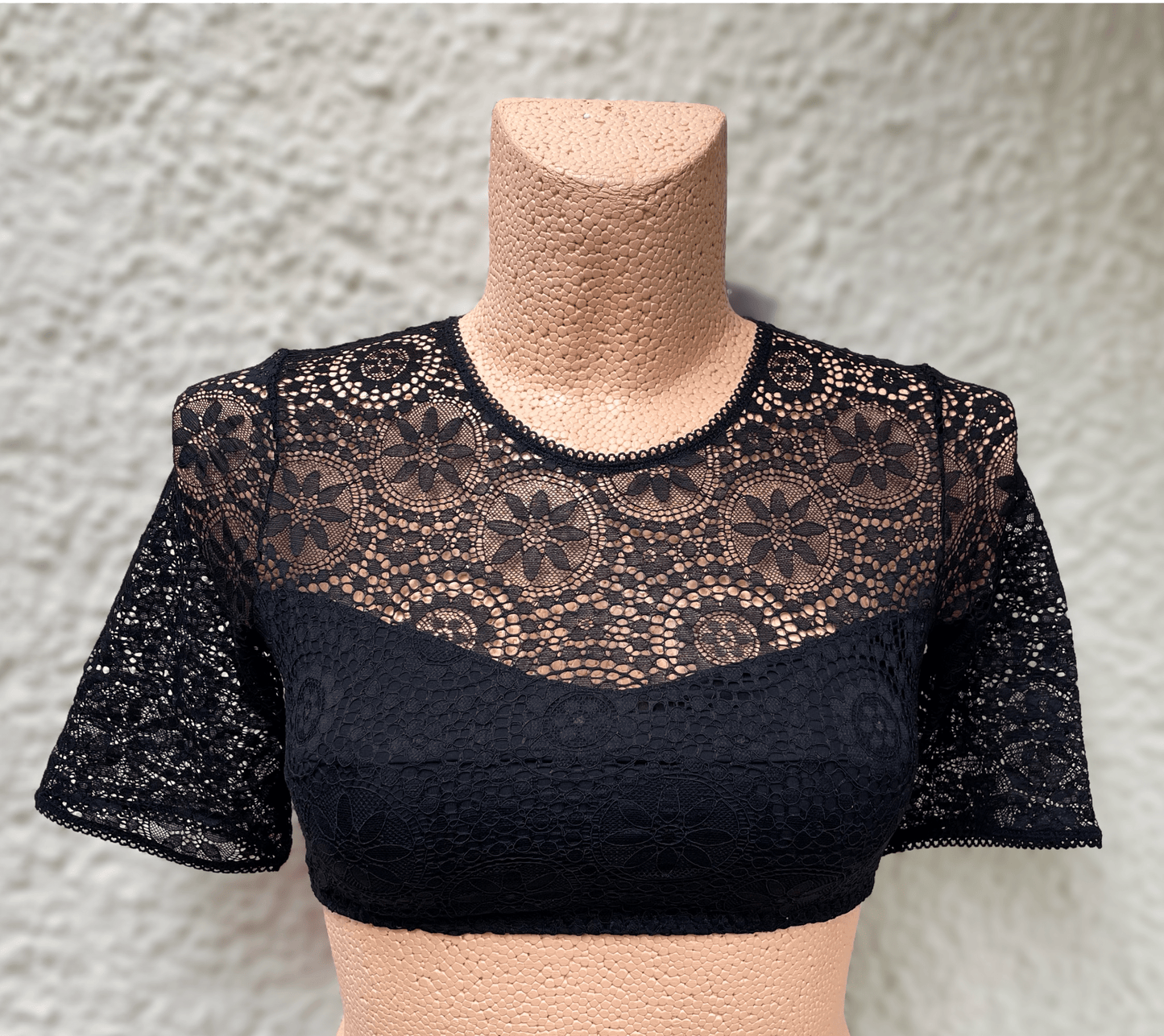 Dirndlbluse Nina von C., Miriam, schwarz, halbarm, hochgeschlossen, Blüten Dirndlblusen Nina von C.