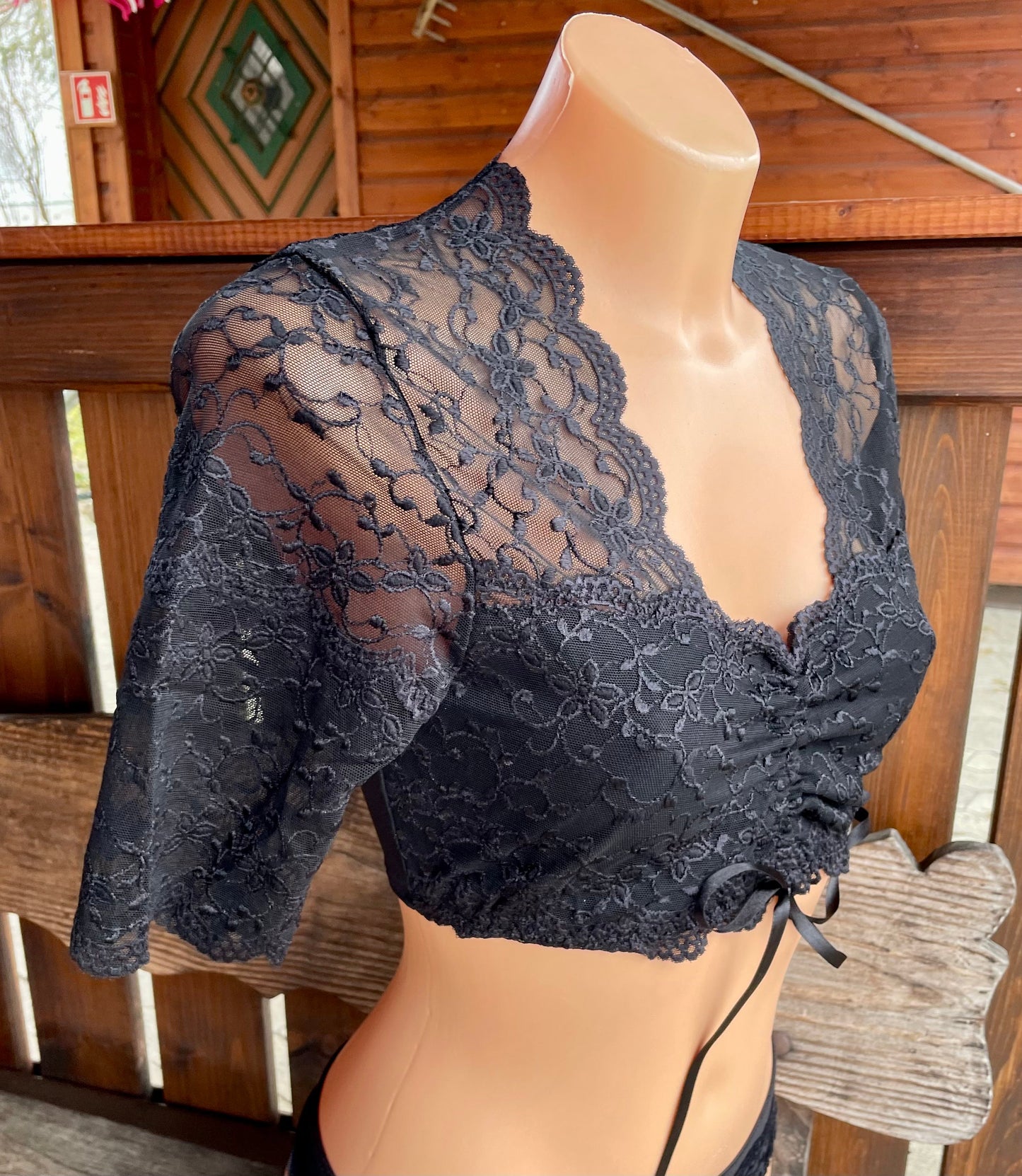 Dirndlbluse Nina von C., Mona, schwarz, halbarm, Zugband Dirndlblusen Nina von C.